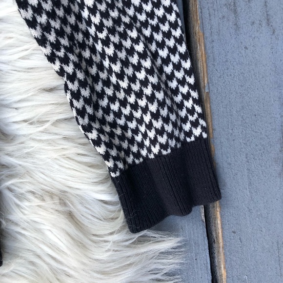 Joie Herringbone Cashmere Wool Crew Neck Long Sleeves Black White Sweater size M - Picture 5 of 10